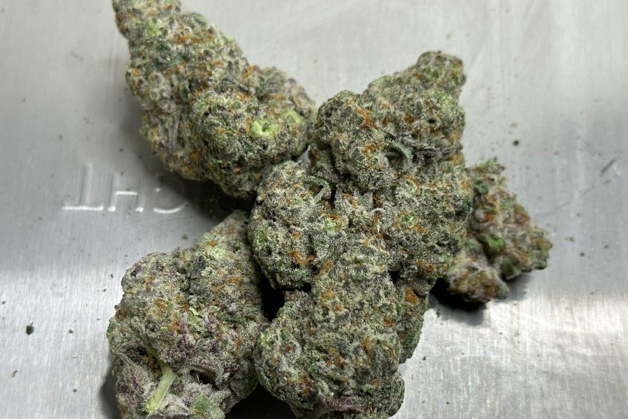 Cleanest & Healthiest Way to Smoke Weed